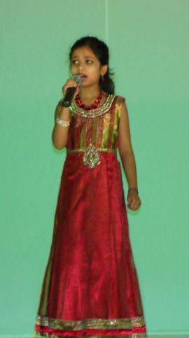 News Photo 1 - America - Arts-Literature - fokana_singing_competition