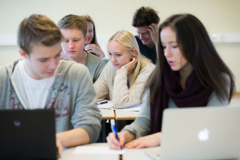 News Photo 2 - Germany - Education - 71220169