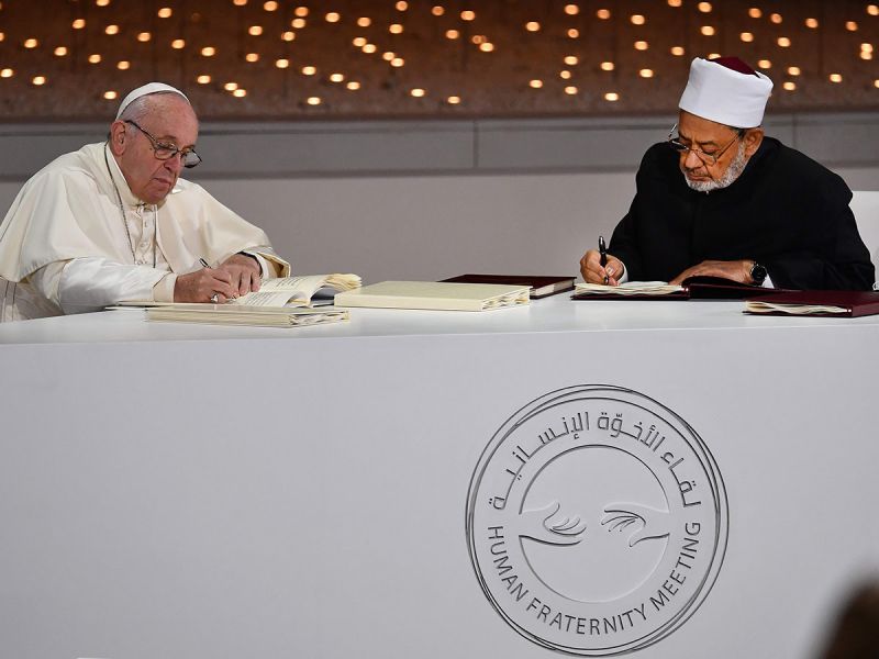 News Photo 1 - Gulf - Otta Nottathil - 5220197pope