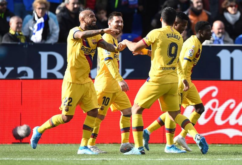 News Photo 1 - Europe - Sports - 241120193barca