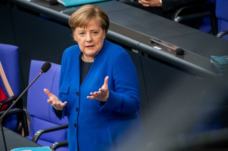 News Photo 1 - Germany - Otta Nottathil - 14520201merkel