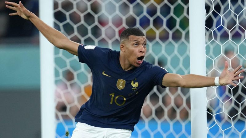News Photo 1 - Gulf - Sports - 271120226worldcup