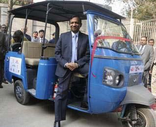 Photo #1 - India - Vehicles - hydogenautorickshau